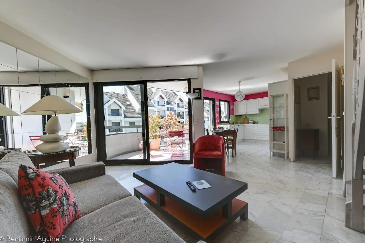 Le Thélème - Appartement Duplex à Annecy balcon&parking à 800m du Lac France
