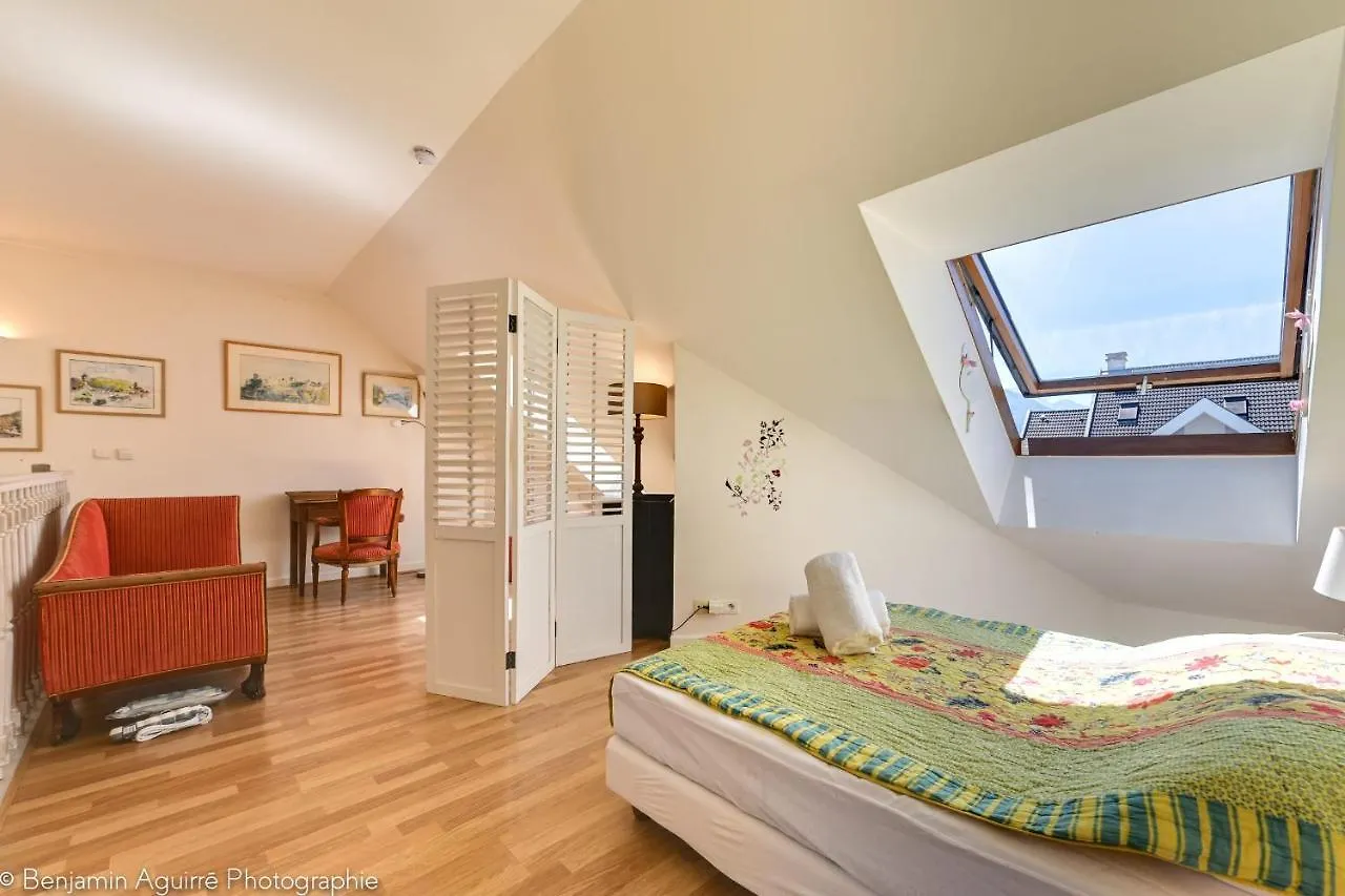 Le Thélème - Appartement Duplex à Annecy balcon&parking à 800m du Lac France